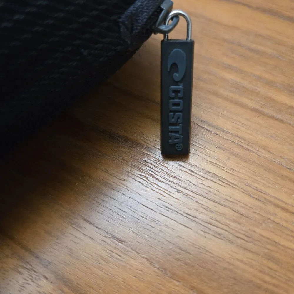 Costa sunglasses zipper